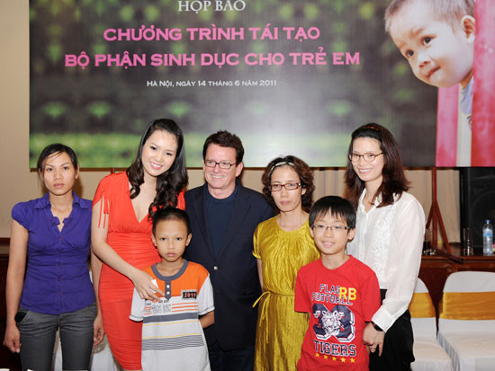 Thụy Vân: Đồng hành cùng các em bé không may mắn ảnh 6