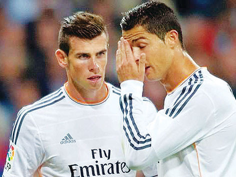 Bale và Ronaldo không thể cứu Real thua trận. Ảnh: Gettty Images