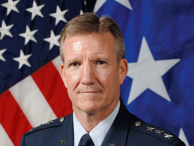 Tướng Mỹ Herbert Carlisle. Ảnh: USAF