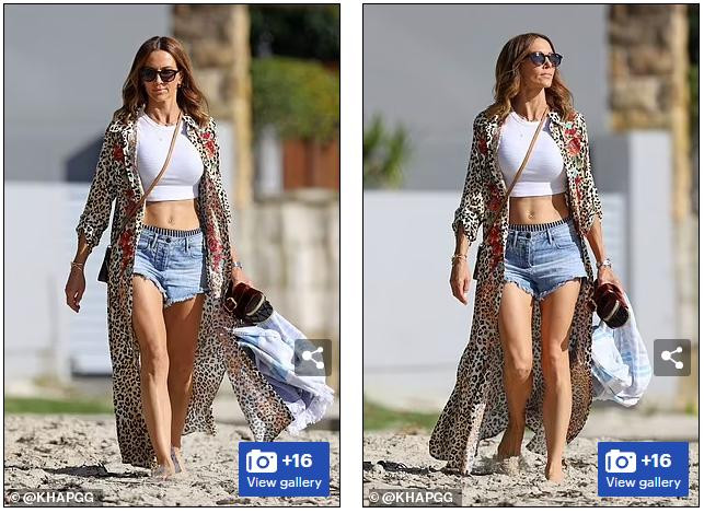 Kyly Clarke và đội trưởng tuyển cricket Australia chia tay vào tháng 9/2019 sau 7 năm kết hôn. Cặp đôi có một con gái chung Kelsey Lee năm nay đã 6 tuổi.