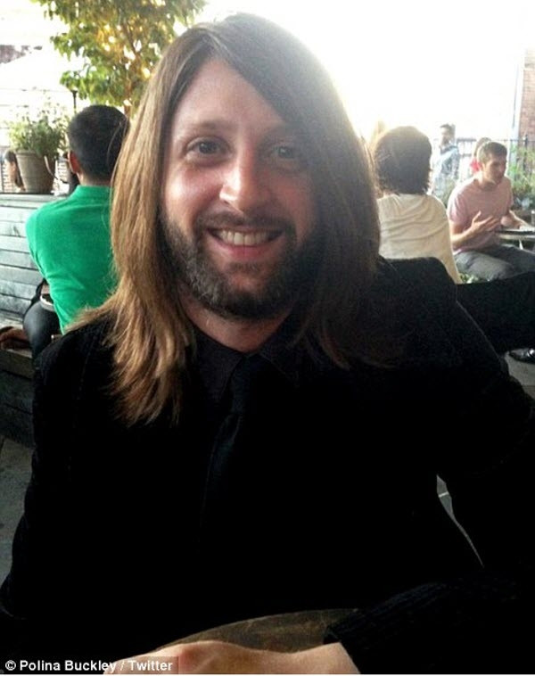 Rơi lệ với bức thư gửi bạn trai thiệt mạng trong vụ khủng bố Paris ảnh 1 Rơi lệ với bức thư gửi bạn trai thiệt mạng trong vụ khủng bố Paris ảnh 1