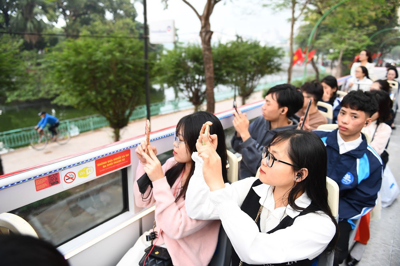 Khám phá thành phố