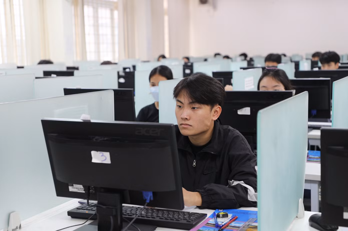 Thí sinh dự thi HSA năm 2024. Ảnh:VNU Thí sinh dự thi HSA năm 2024. Ảnh:VNU
