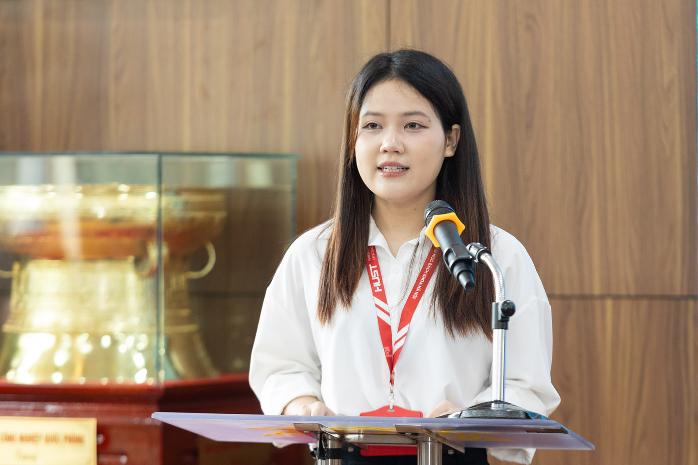 Đại sứ Văn hóa đọc ĐH Bách khoa Hà Nội năm 2024 Lê Thị Thu Hồng