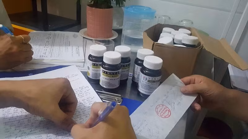 Phát hiện nơi bán thuốc chữa ung thư bằng bột than tre của Vinaca ảnh 2