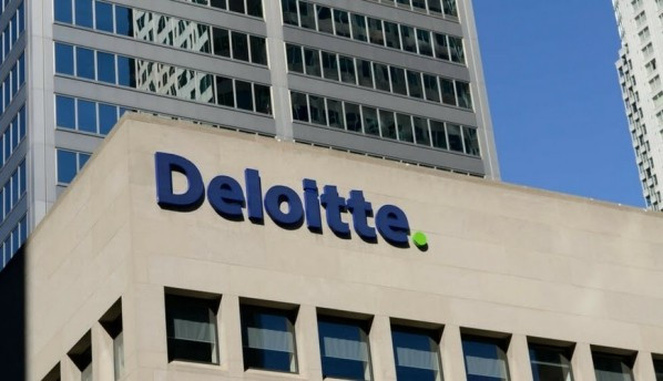 Deloitte thực hiện kiểm toán cho Ngân hàng SCB trước khi các sai phạm bị phanh phui. Deloitte thực hiện kiểm toán cho Ngân hàng SCB trước khi các sai phạm bị phanh phui.