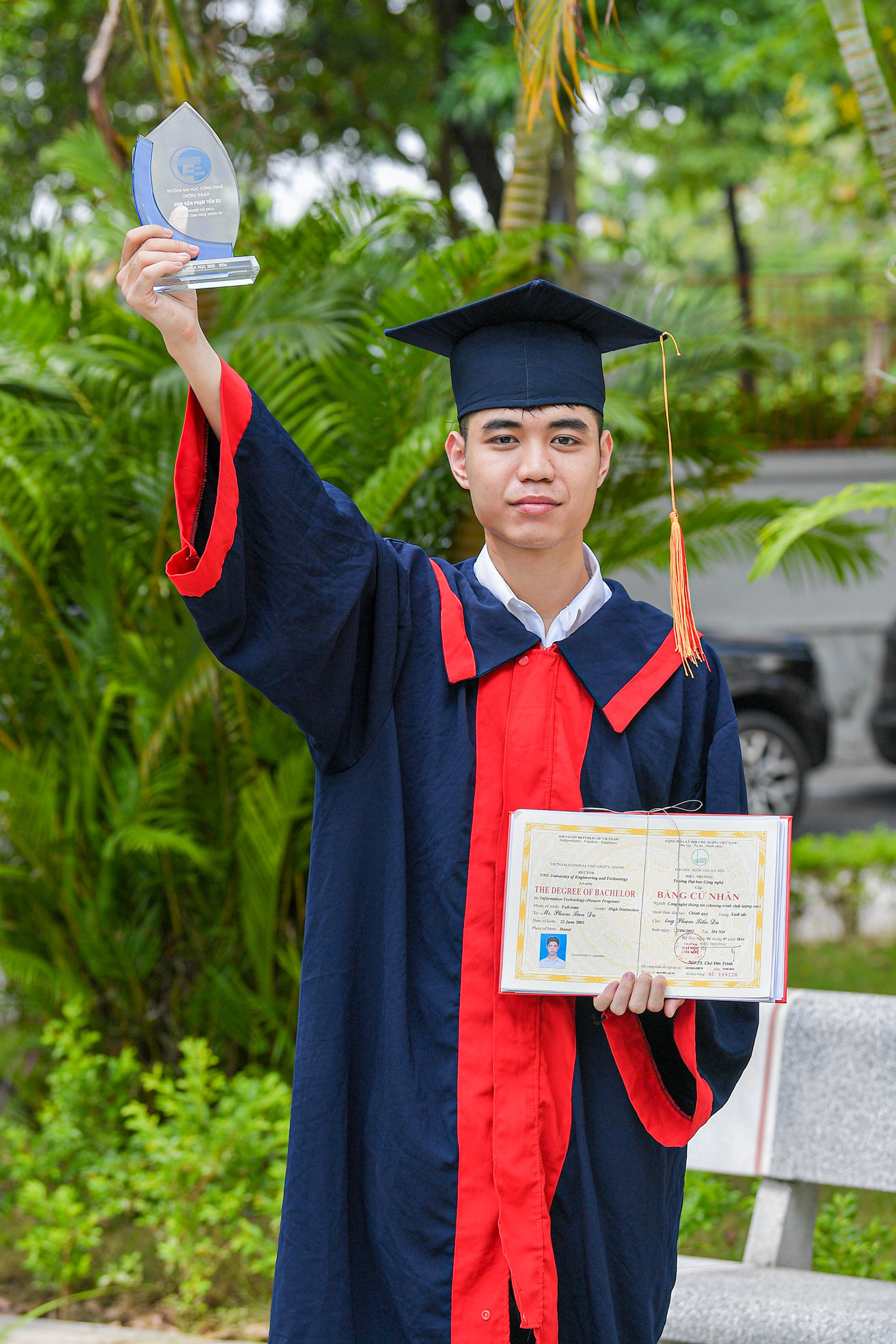 Du đam mê và yêu thích là các suất học bổng của nhà trường.