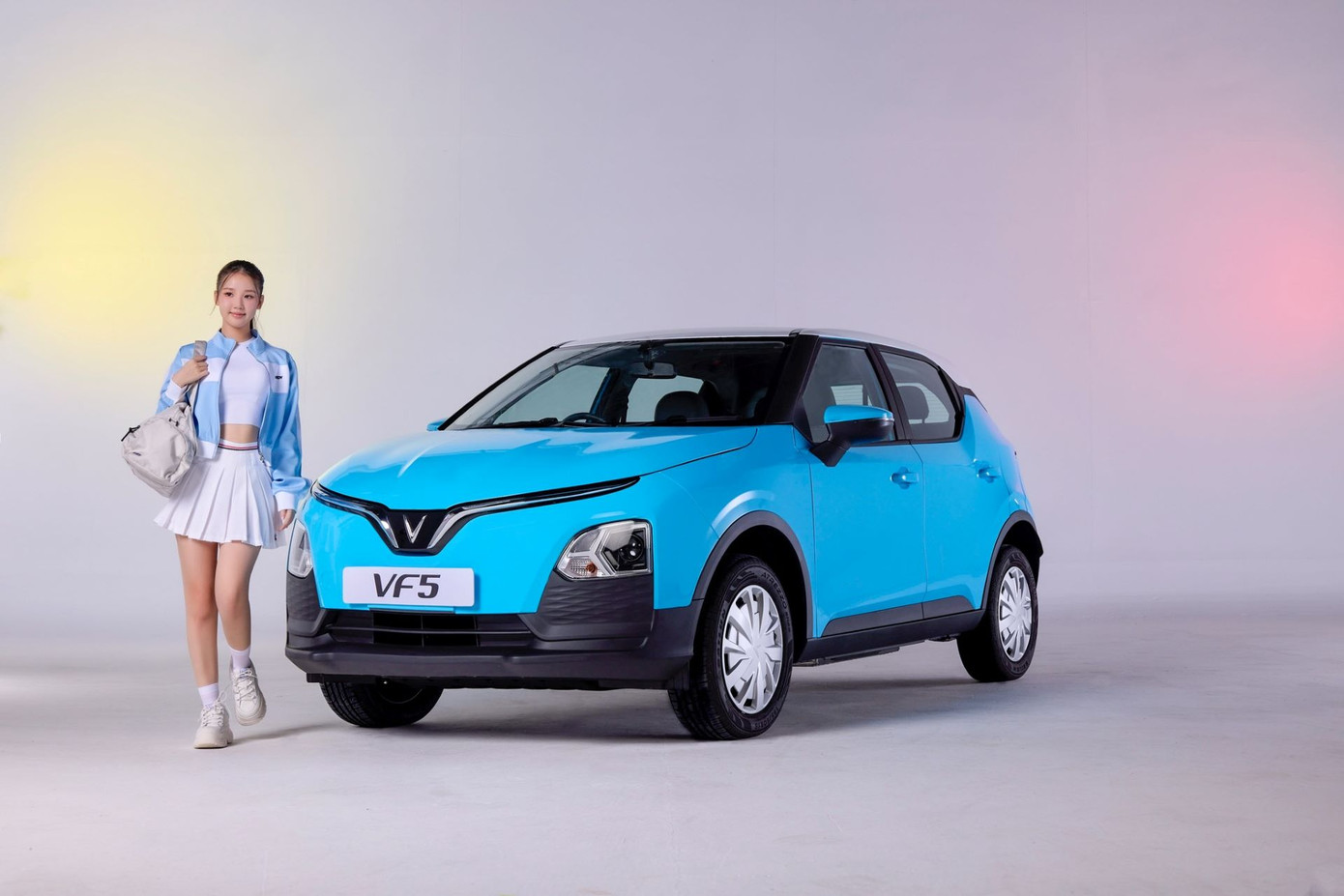 VinFast “chiều chuộng” người dùng Việt hết mức với loạt chính sách ưu việt. VinFast “chiều chuộng” người dùng Việt hết mức với loạt chính sách ưu việt.