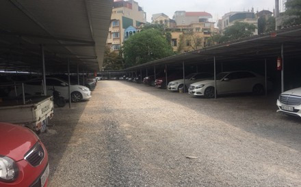 Dẹp bãi xe 'khủng', Phó trưởng Công an quận bị dọa giết ảnh 1