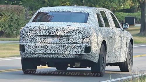 Xe Limousine bọc thép của Donald Trump sắp ra mắt ảnh 1