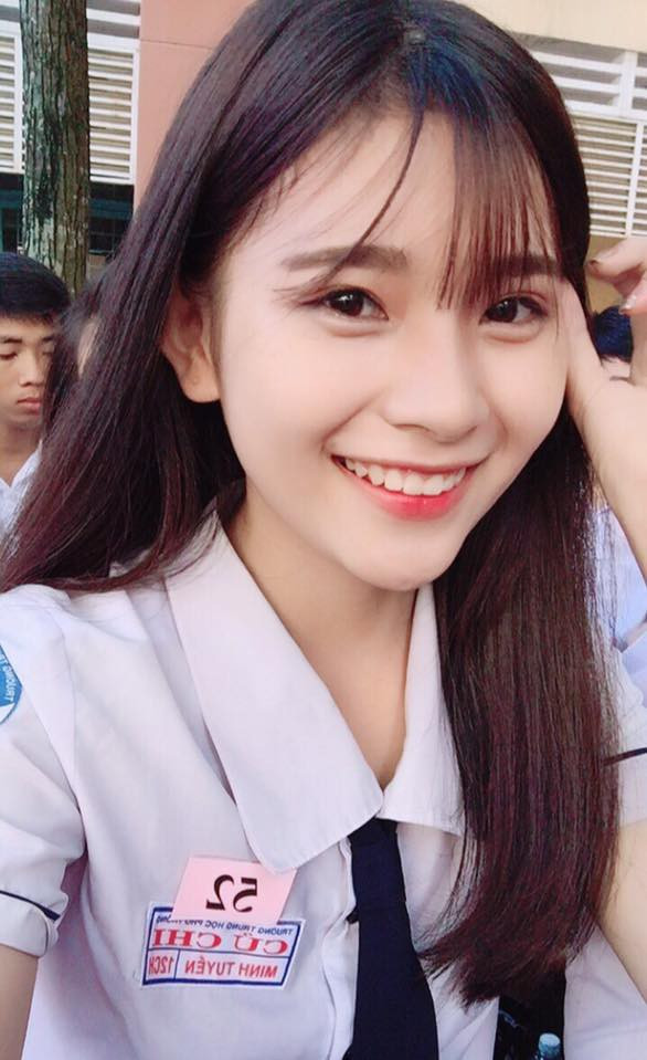 Bức ảnh nữ sinh xinh đẹp đi học quân sự khiến bao chàng say đắm ảnh 8