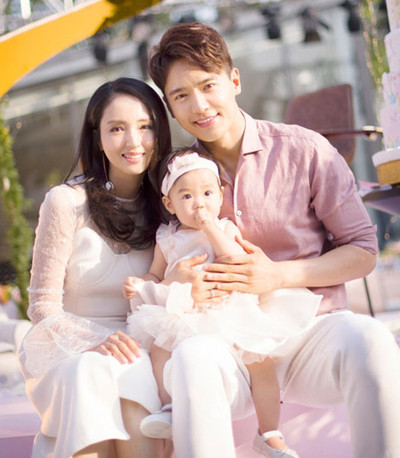 Mỹ nhân 'Thần điêu đại hiệp' dự phiên tòa xử chồng tội cưỡng dâm ảnh 1