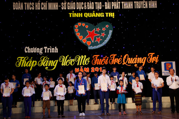 Tự hào 'Thắp sáng ước mơ tuổi trẻ Quảng Trị' ảnh 4