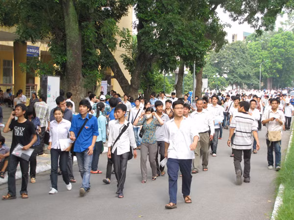 Thí sinh dự thi đại học năm 2011