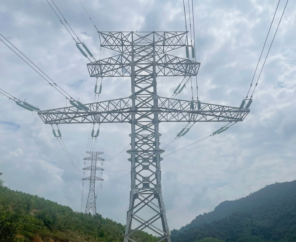 Đóng điện dự án đường dây 220kV Nậm Sum - Nông Cống.