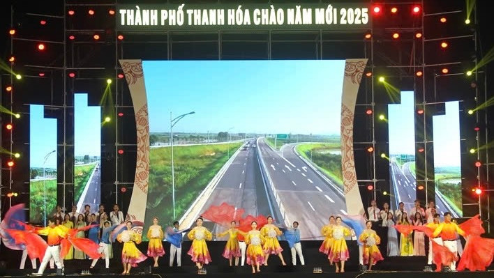 Chương trình nghệ thuật chào năm mới Chương trình nghệ thuật chào năm mới