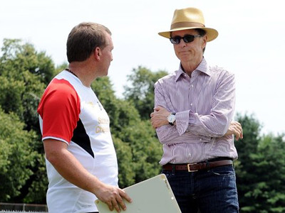 Ban lãnh đạo Liverpool chuẩn bị tăng lương cho Rodgers