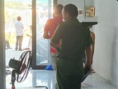 Mot nguoi treo co anh 1