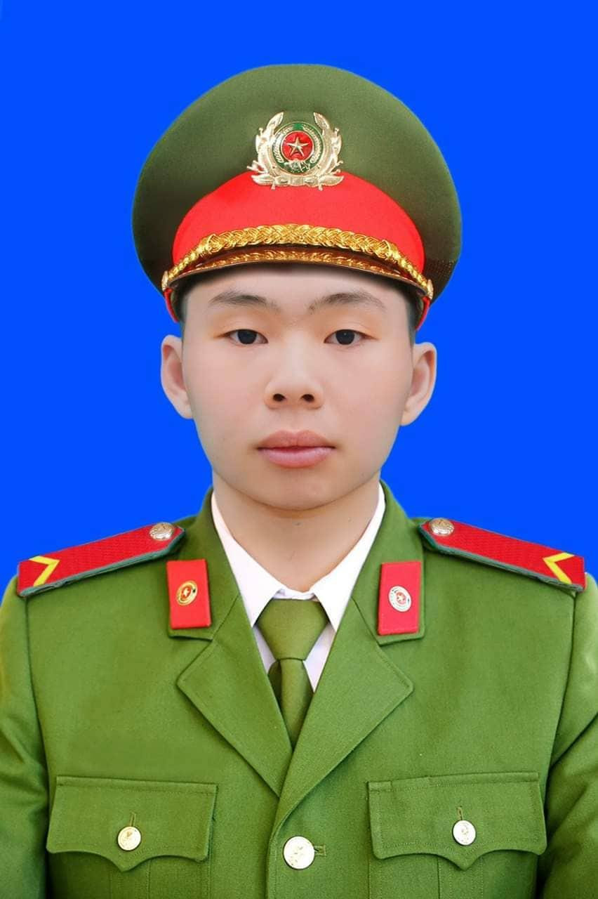 Hạ sỹ Nguyễn Đình Phúc. Hạ sỹ Nguyễn Đình Phúc.