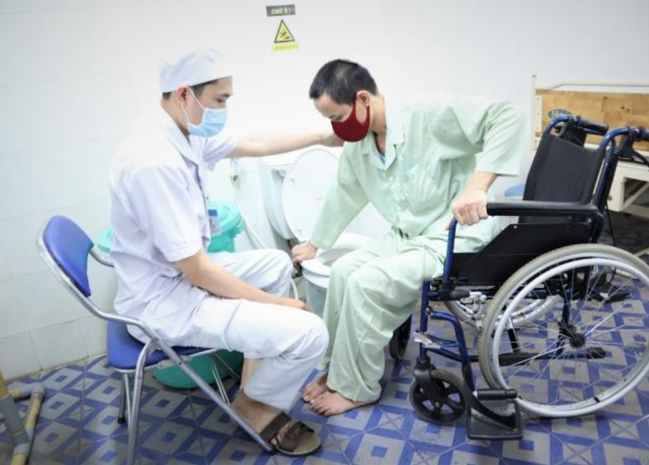 Vật lý trị liệu là phương pháp điều trị giúp nhiều bệnh nhân thoát khỏi sự hạn chế vận động sau tai nạn hoặc bệnh tật