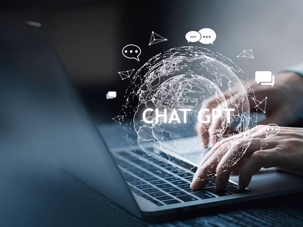 Chat GPT đang tạo ra cơn sốt trên toàn cầu (Ảnh: Al Arabiya English)
