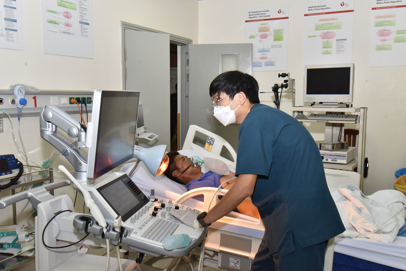 Bệnh nhân đang được theo dõi tích cực tại Bệnh viện Quân y 175 Bệnh nhân đang được theo dõi tích cực tại Bệnh viện Quân y 175