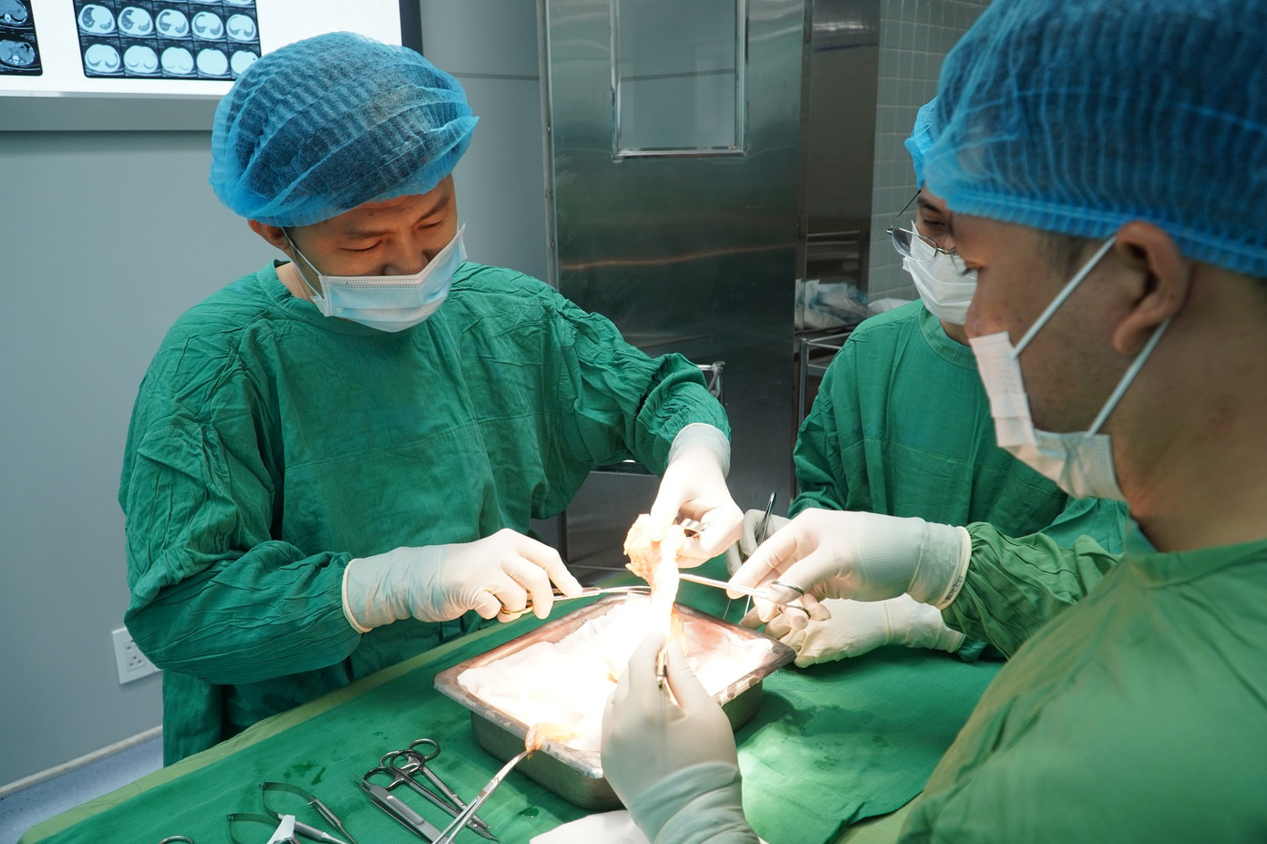 Ghép thận đã trở thành kỹ thuật thường quy được thực hiện tại Bệnh viện Chợ Rẫy. Ghép thận đã trở thành kỹ thuật thường quy được thực hiện tại Bệnh viện Chợ Rẫy.