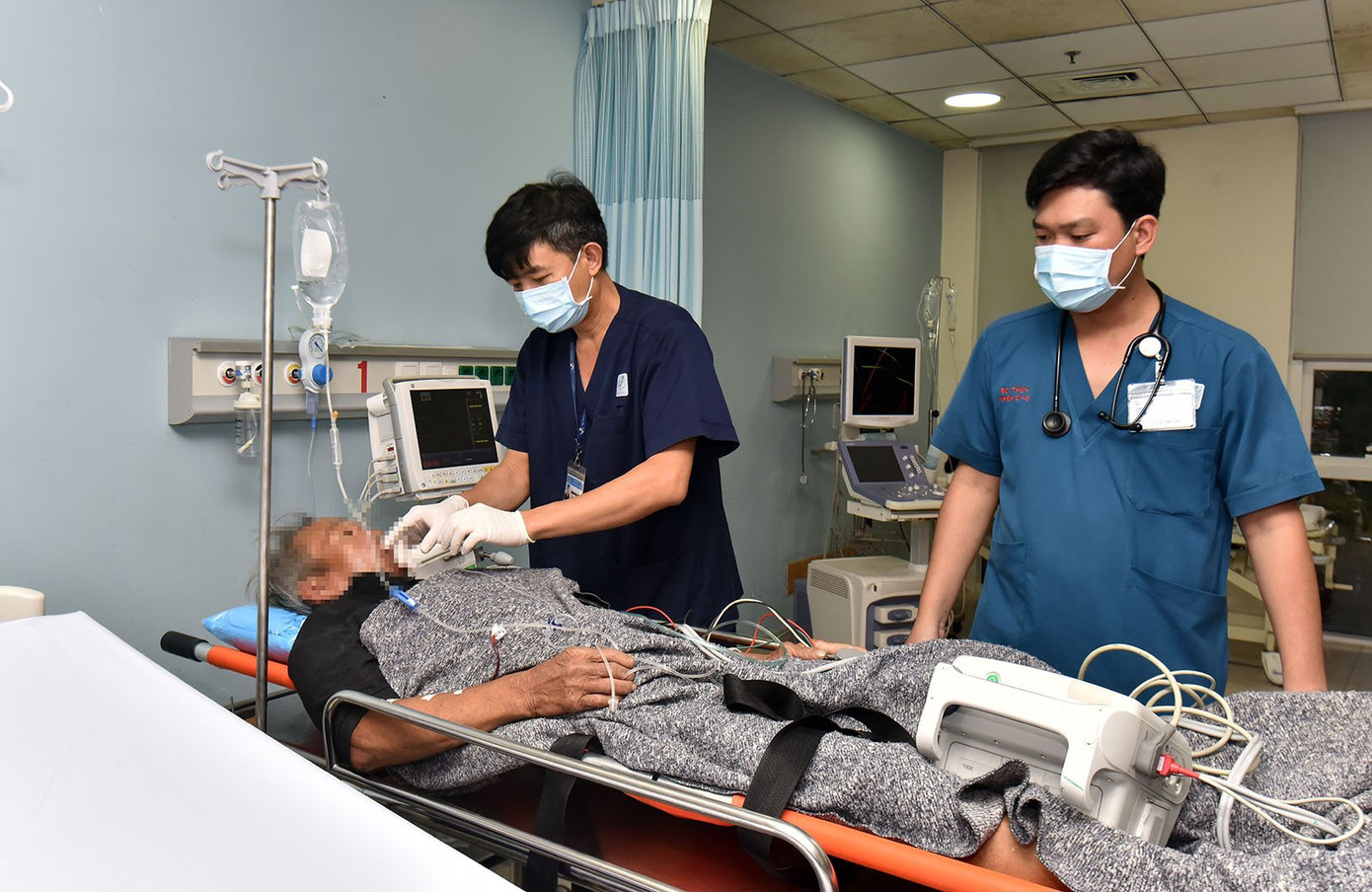 Hiện bệnh nhân đang được theo dõi, điều trị tích cực tại Bệnh viện Quân y 175 Hiện bệnh nhân đang được theo dõi, điều trị tích cực tại Bệnh viện Quân y 175