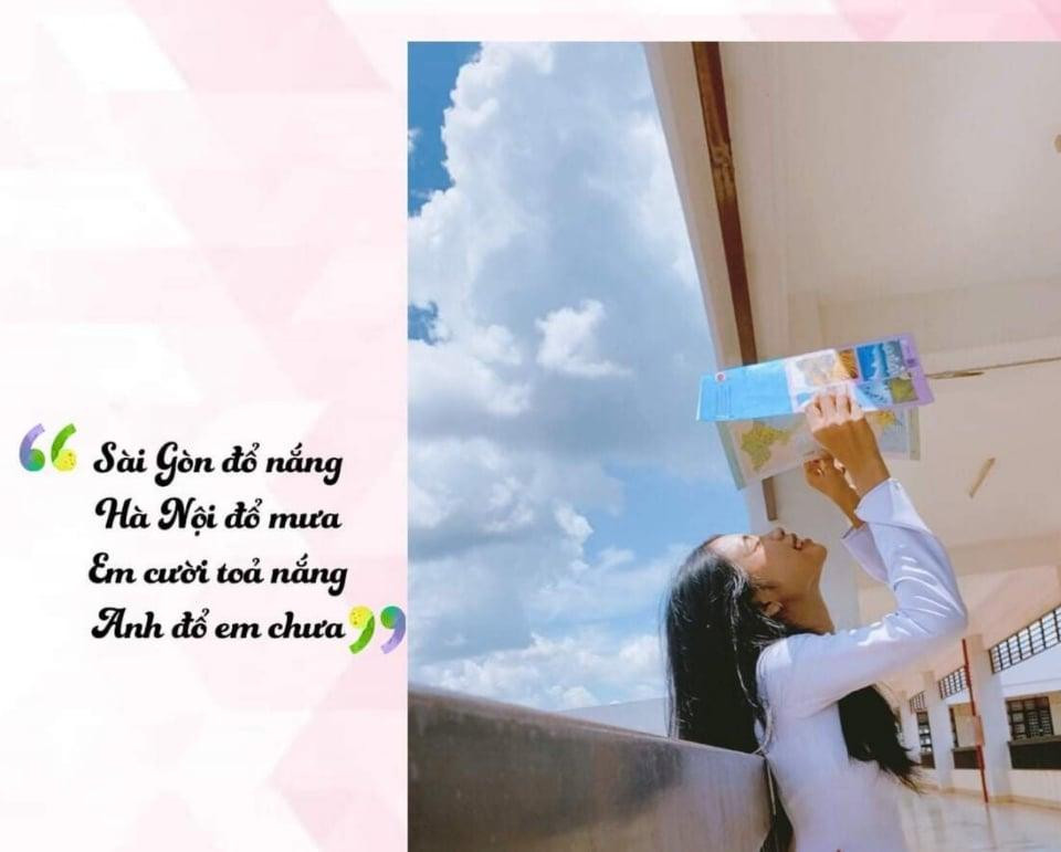 Hoạt động &quot;Chụp cùng Atlat&quot; được teen trường THPT Thăng Long hưởng ứng tích cực. Ảnh: NVCC