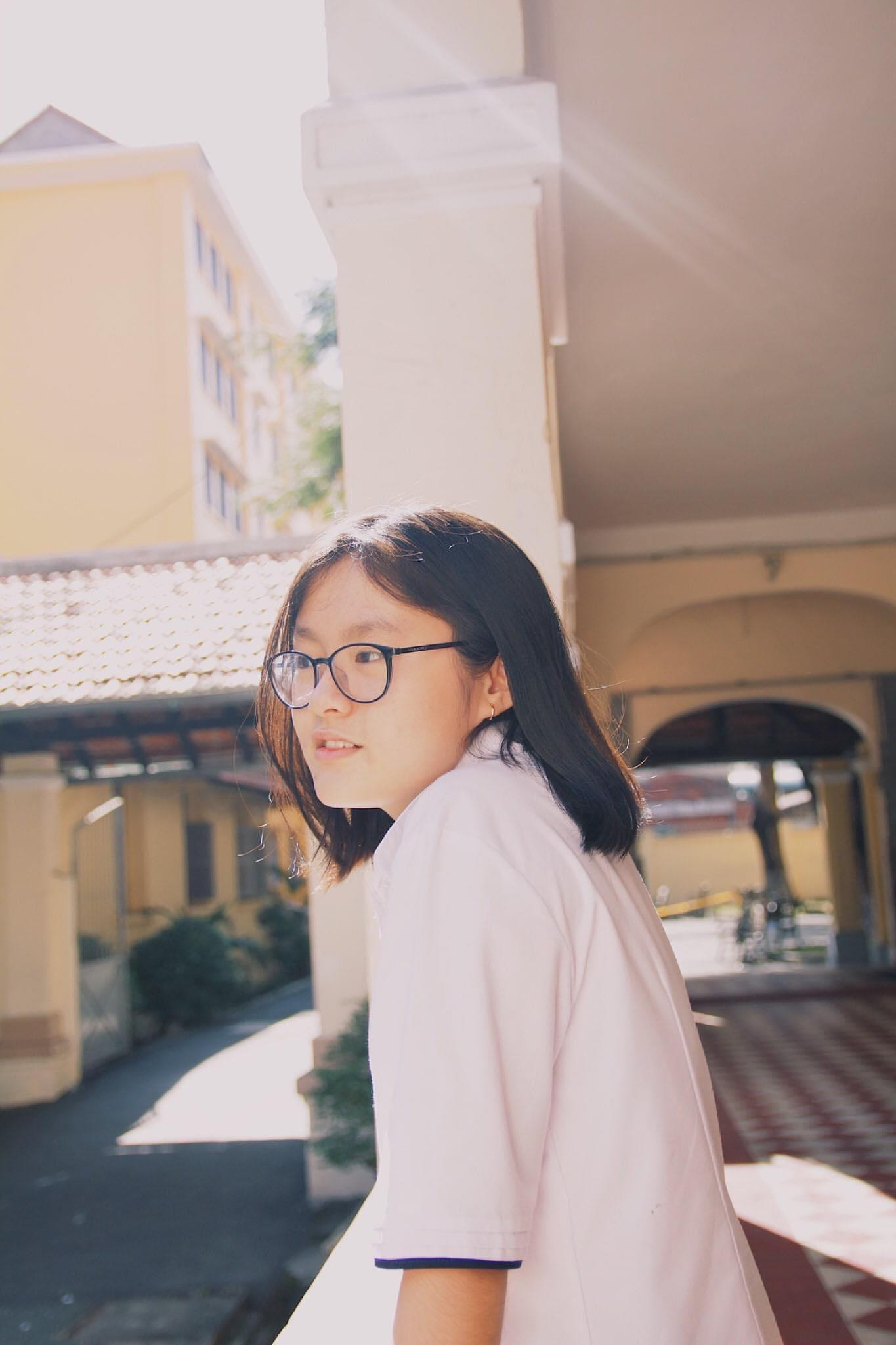 Bảo Hân chia sẻ: &quot;Việc học online cản trở tụi mình bao nhiêu thì tụi mình càng phải tìm cách vượt qua nó&quot;. Ảnh: NVCC