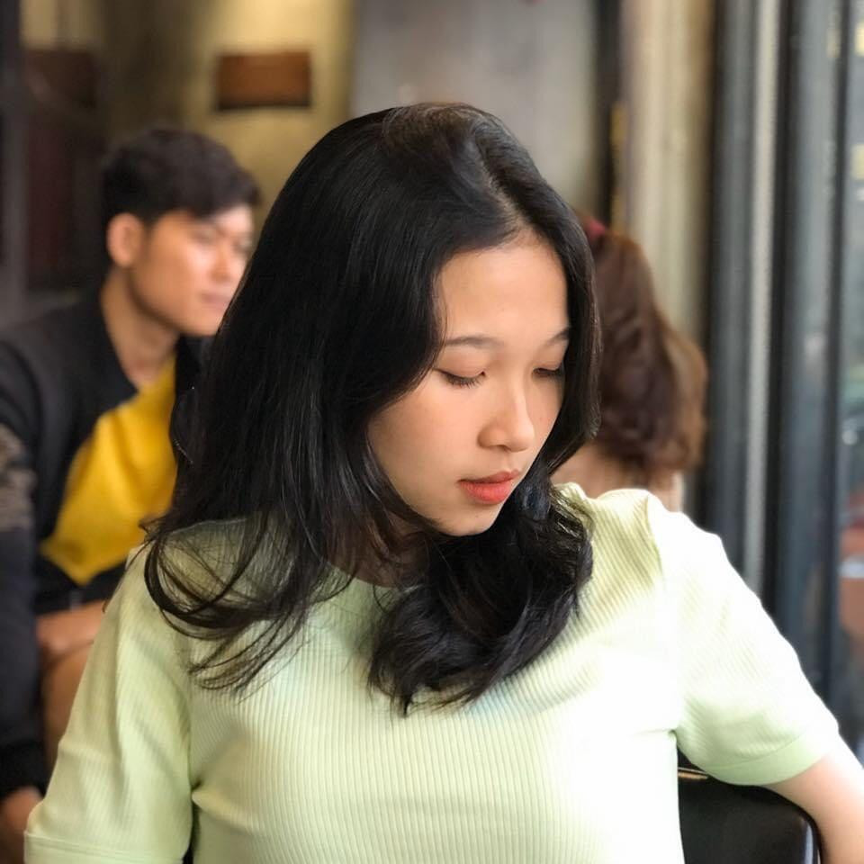 Bạn Như Quỳnh cảm thấy may mắn vì các trường đại học đã tạo điều kiện cho những thí sinh thi đợt 2. Ảnh: NVCC Bạn Như Quỳnh cảm thấy may mắn vì các trường đại học đã tạo điều kiện cho những thí sinh thi đợt 2. Ảnh: NVCC