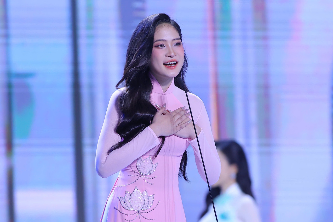 Lần đầu tiên màn hô tên được đưa vào cuộc thi Hoa hậu Việt Nam 2024.