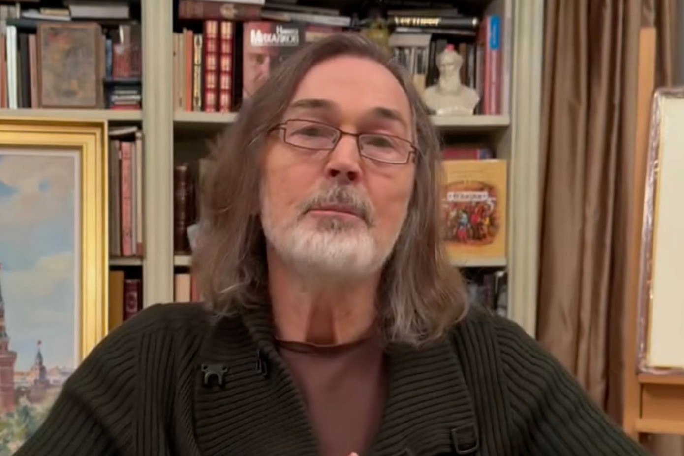 Họa sĩ Nikas Safronov muốn bức tranh của mình góp phần giúp quan hệ Nga - Mỹ được cải thiện. Ảnh: IG. Họa sĩ Nikas Safronov muốn bức tranh của mình góp phần giúp quan hệ Nga - Mỹ được cải thiện. Ảnh: IG.