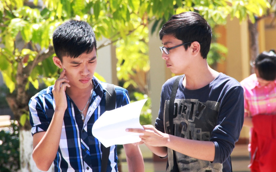 Thí sinh Đà Nẵng sau môn thi đầu tiên. Ảnh: Nguyễn Huy