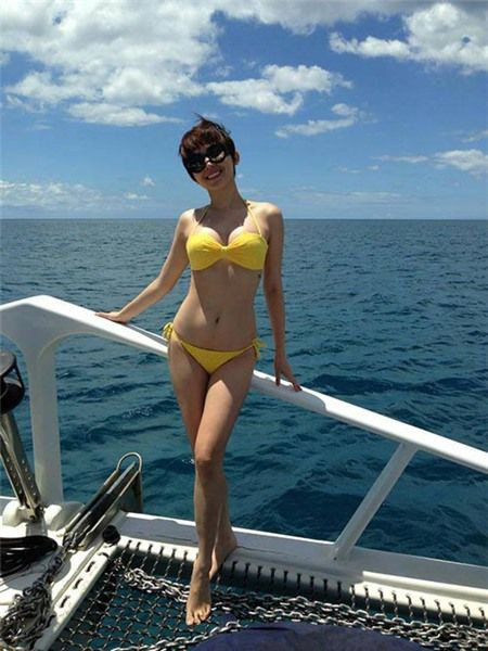 Nhưng dù là tóc tém thì Tóc Tiên vẫn giữ được vẻ sexy đến lạ thường