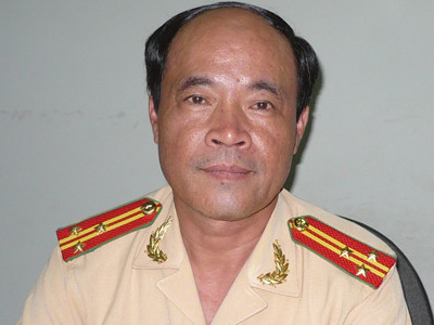 Thượng tá Trần Sơn. 