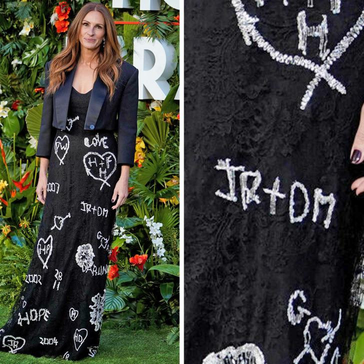 Julia Roberts mặc một chiếc váy có in các chữ cái và con số có những ý nghĩa riêng Julia Roberts mặc một chiếc váy có in các chữ cái và con số có những ý nghĩa riêng