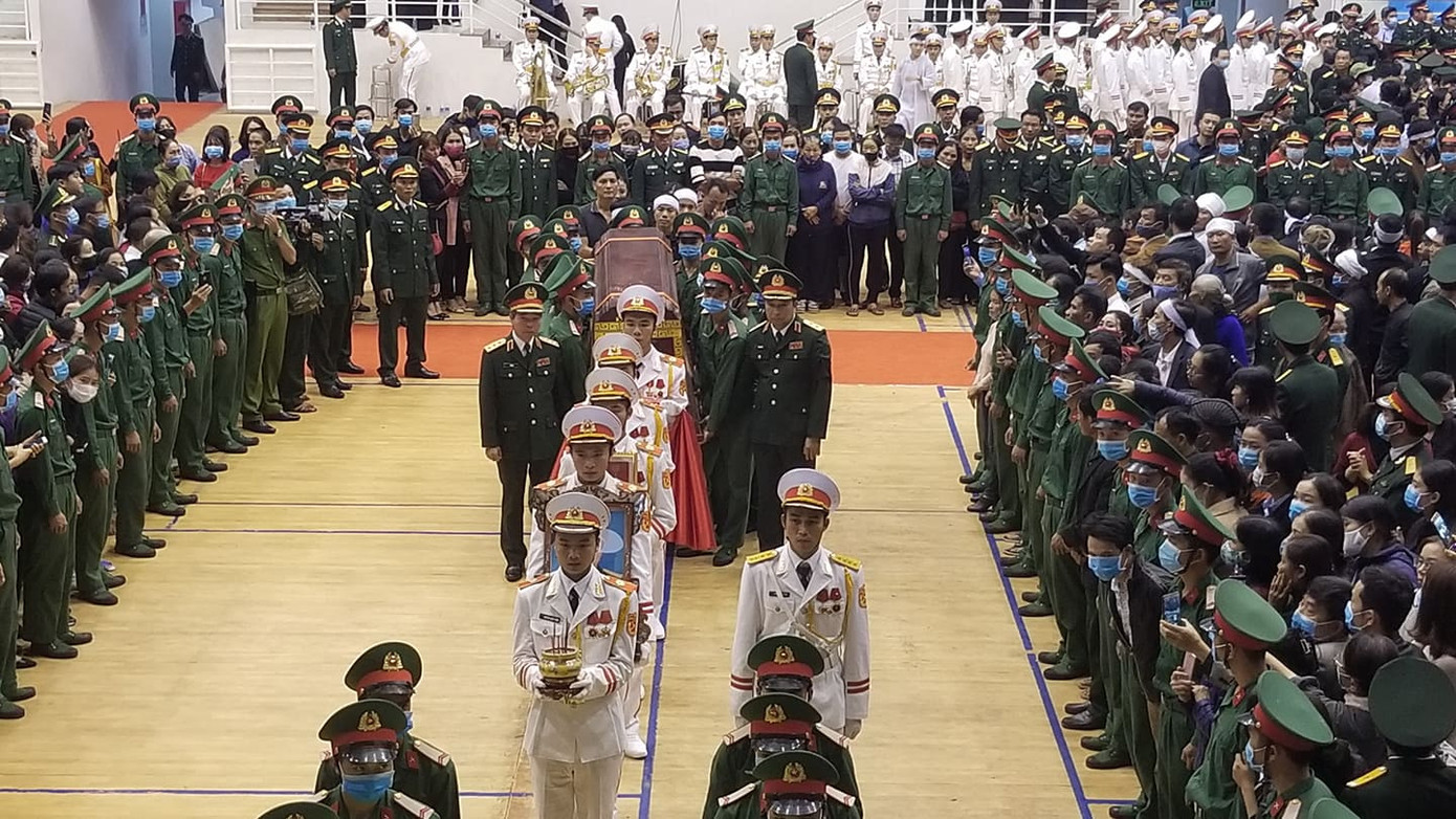 Rưng rưng lễ tang 22 chiến sĩ hy sinh tại Quảng Trị ảnh 4