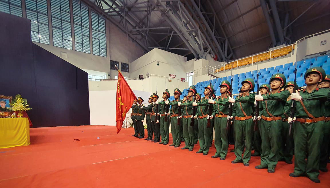 Rưng rưng lễ tang 22 chiến sĩ hy sinh tại Quảng Trị ảnh 5