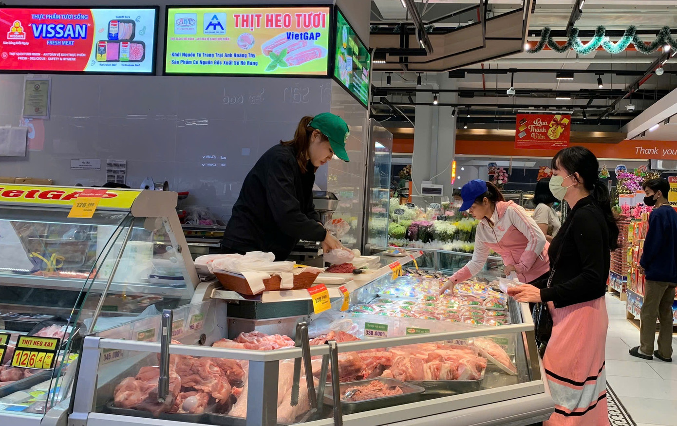 Các mặt hàng bình ổn thị trường sẽ không điều chỉnh tăng giá trong dịp Tết Các mặt hàng bình ổn thị trường sẽ không điều chỉnh tăng giá trong dịp Tết