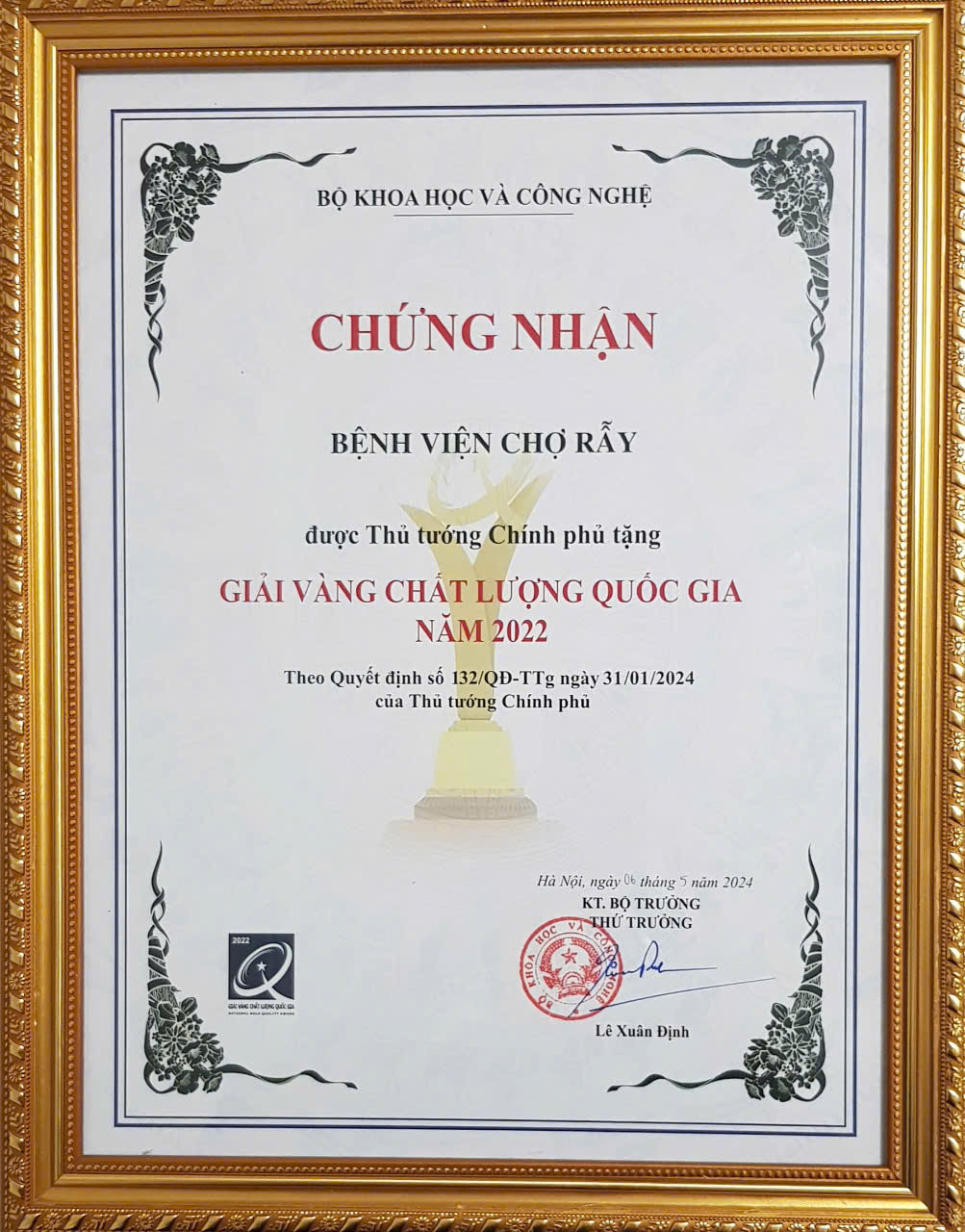 Giải vàng Chất lượng Quốc gia lần đầu tiên được trao cho bệnh viện công lập