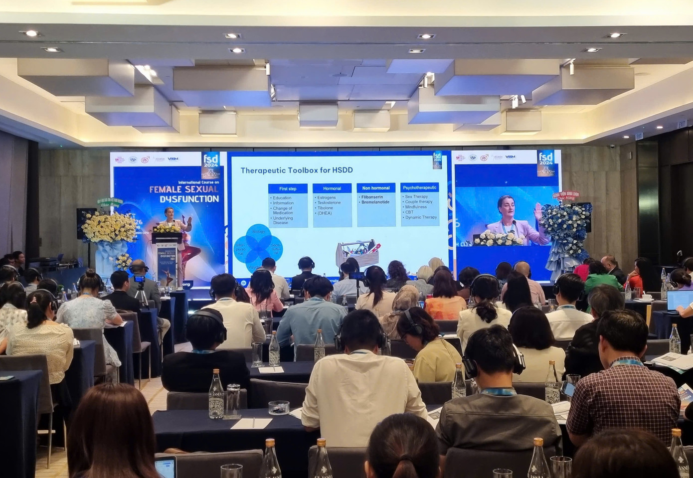 Hội thảo "Điều trị rối loạn tình dục nữ" nhận được nhiều tham luận từ các chuyên gia quốc tế Hội thảo "Điều trị rối loạn tình dục nữ" nhận được nhiều tham luận từ các chuyên gia quốc tế