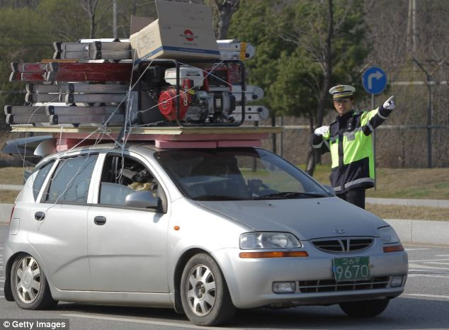 Khoảng 175 công nhân Hàn Quốc nhận lệnh rút khỏi khu công nghiệp Kaesong 