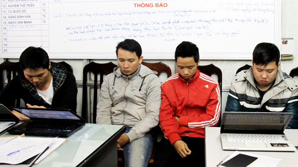 4 nghi phạm liên quan đến các trang “web đen” vừa bị cảnh sát bắt giữ