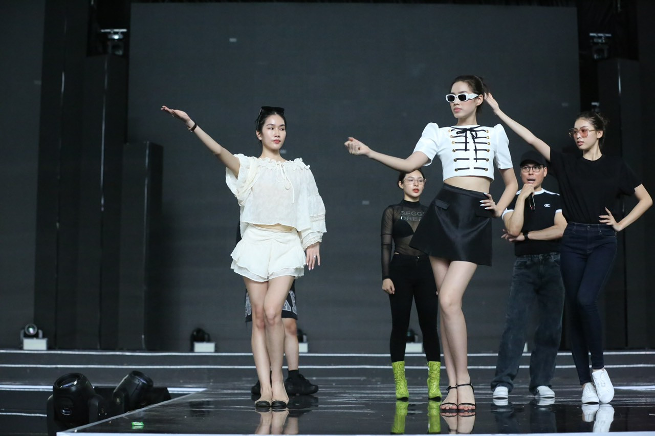 Ảnh: Trọng Tài Ảnh: Trọng Tài