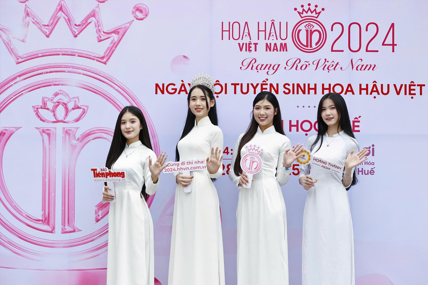 Các nàng thơ xứ Huế đầy tự tin đến với Hoa hậu Việt Nam 2024. Ảnh: Như Ý