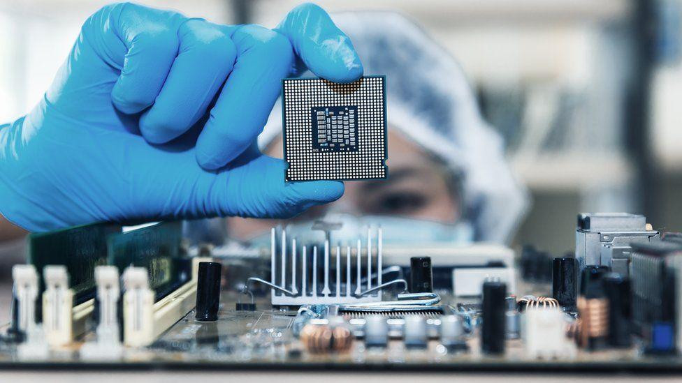 Đạo luật CHIPS và Khoa học 2022, Mỹ muốn trở lại vị trí thống trị ngành sản xuất chip Ảnh: AP