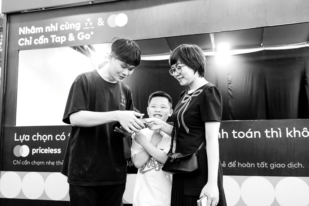 Việc quản lý tài chính cá nhân không chỉ là một kỹ năng quan trọng mà còn là chìa khóa giúp mỗi người xây dựng cuộc sống ổn định và phát triển bền vững Việc quản lý tài chính cá nhân không chỉ là một kỹ năng quan trọng mà còn là chìa khóa giúp mỗi người xây dựng cuộc sống ổn định và phát triển bền vững