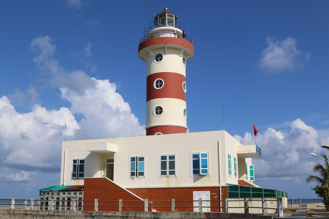 Trạm Hải đăng Sơn Ca