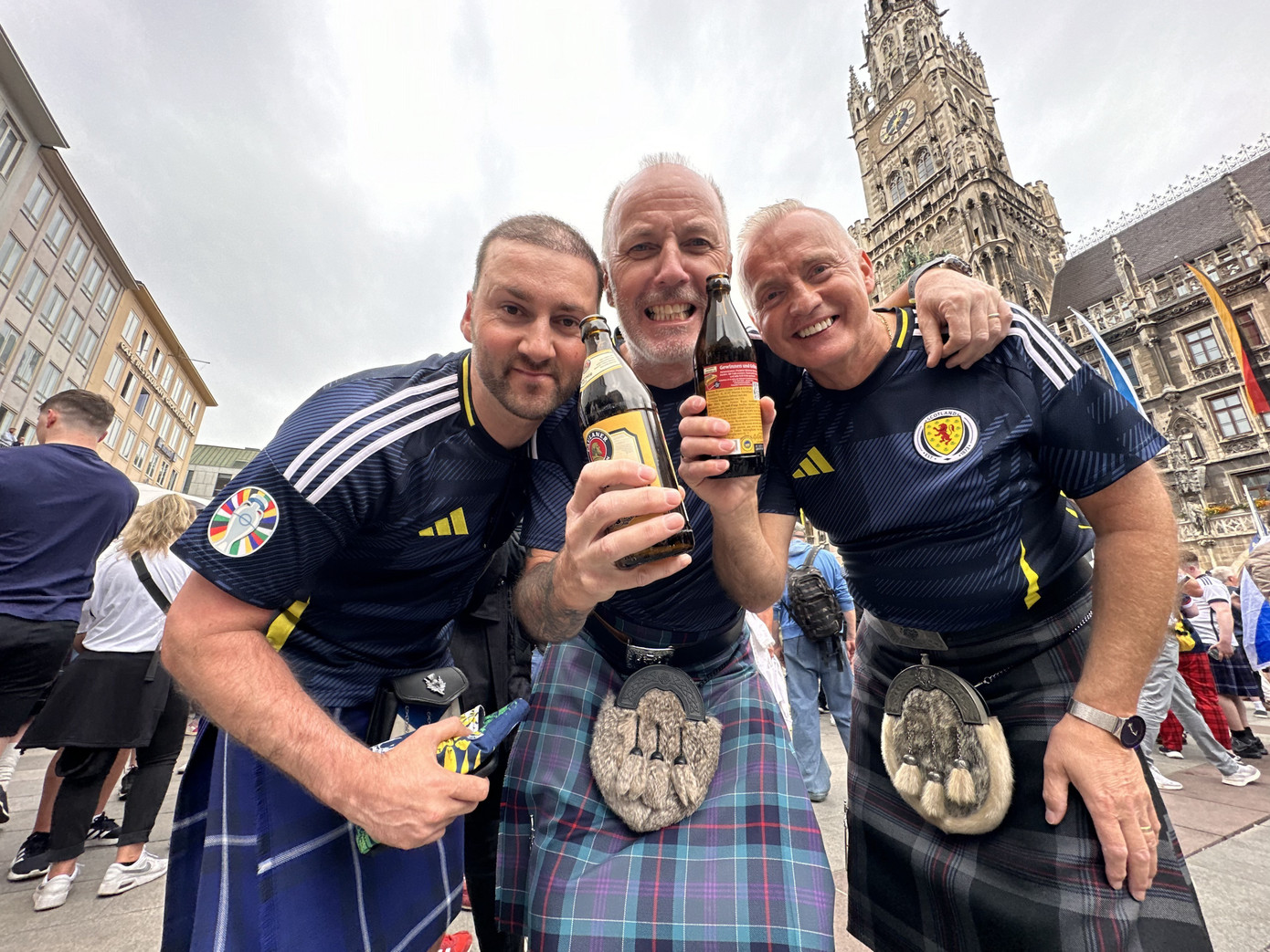 Cổ động viên EURO 2024 Cổ động viên EURO 2024